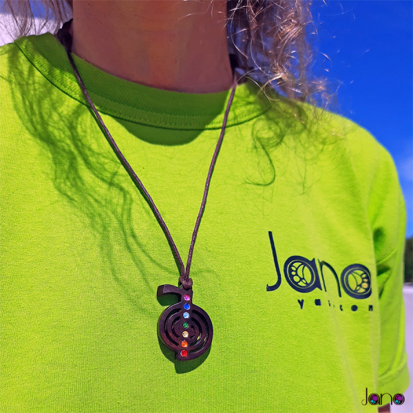 colgante-Cho-Ku-Rei-7-Chakras-en-Madera