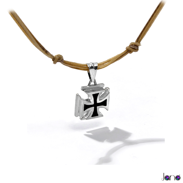 colgante-cruz-malta-plata-janojoyas