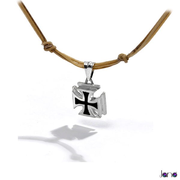 colgante-cruz-malta-plata-janojoyas