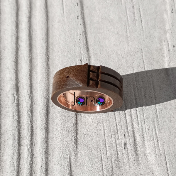 anillo atlante en madera de palo santo y cobre